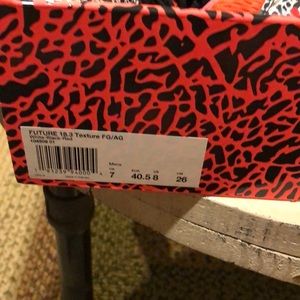 Men’s soccer shoes